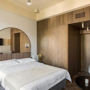Kamer met een Queen Size Bed